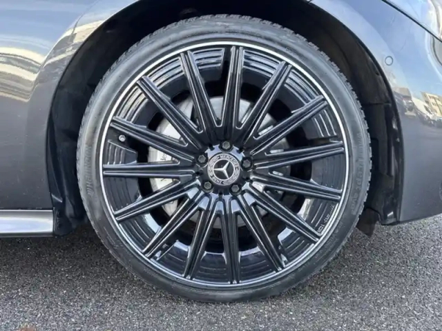 Mercedes Cle 220 d amg line coupé — photo 9