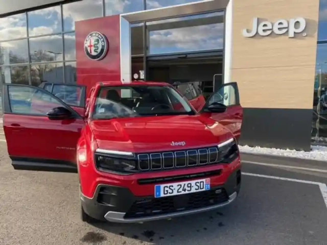 Jeep Avenger 1.2 turbo t3 100 ch — photo 1