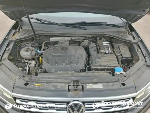 Volkswagen Tiguan 2.0 tsi 180 bmt dsg7 4motion carat — photo 7