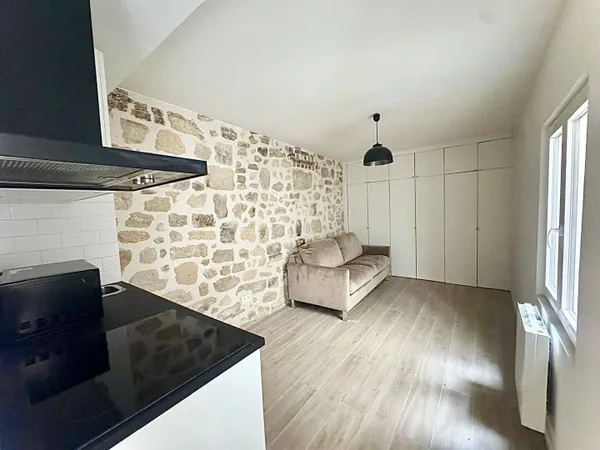 Studio 1 pièce 19 m²