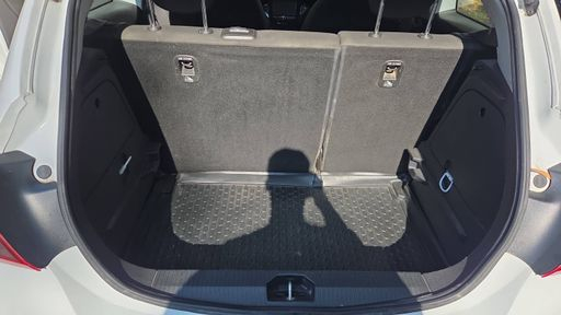Opel Corsa 1.4 90 - Design 120 Ans – 2019 – 136739 km – Essence – Boîte Manuelle — photo 49