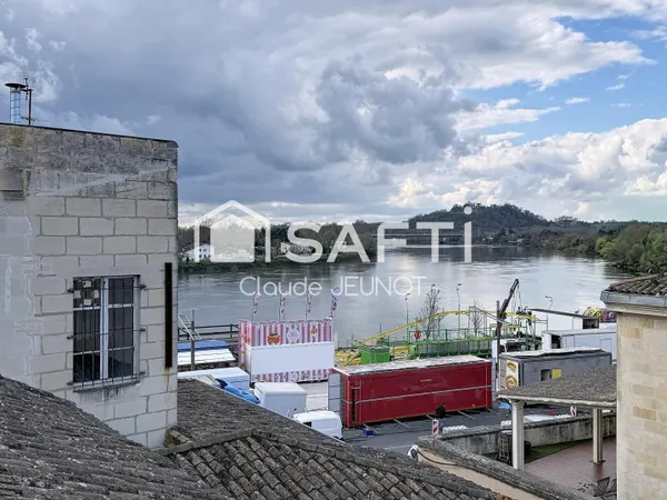 Très beau Loft 68 M2 avec terrasse