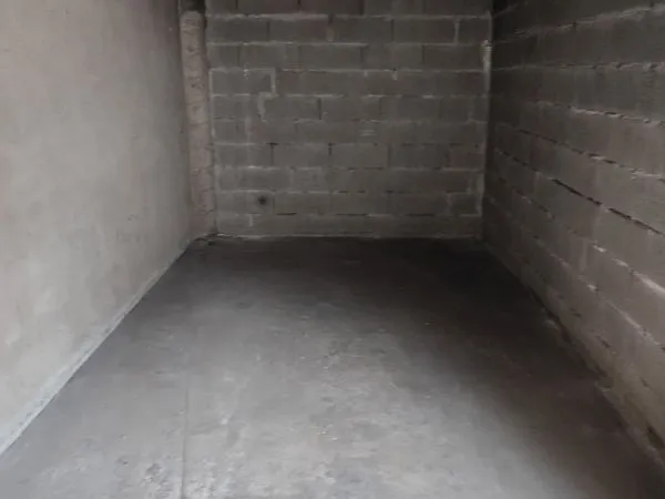 Box fermé 10m2 La Maurelette