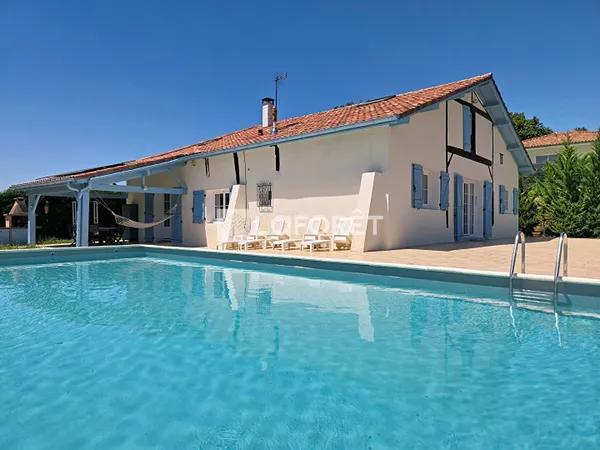Maison 7 pièces 208 m²