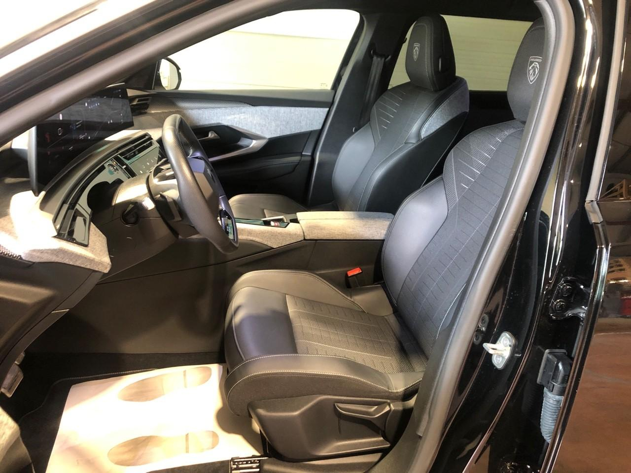 Peugeot 5008 hybrid 145 ch e-dcs6 gt — photo 9