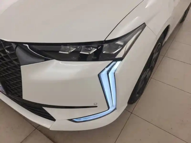 Ds Ds 4 hybride e-tense 225 eat8 — photo 36