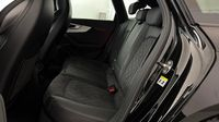 Audi A4 Avant 35 TDI 163ch Competition S tronic 7 — photo 13