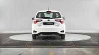 Toyota Yaris 100h France 5p — photo 6
