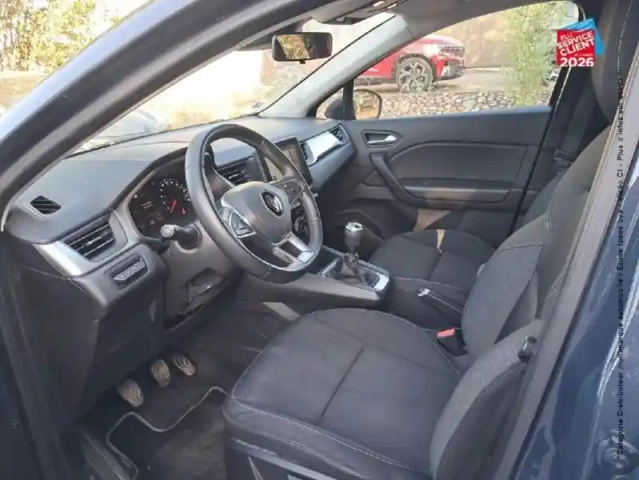 Renault Captur 1.5 blue dci 95ch zen — photo 15