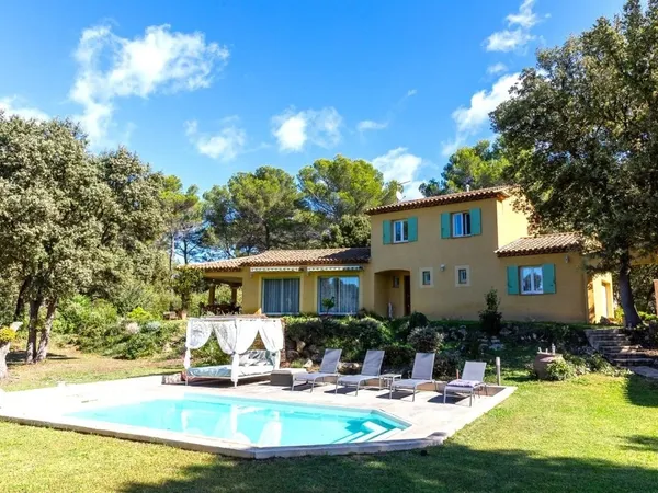 Vends maison - 220 m² - 8 pièces, 4 chambres - Rognes 13100
