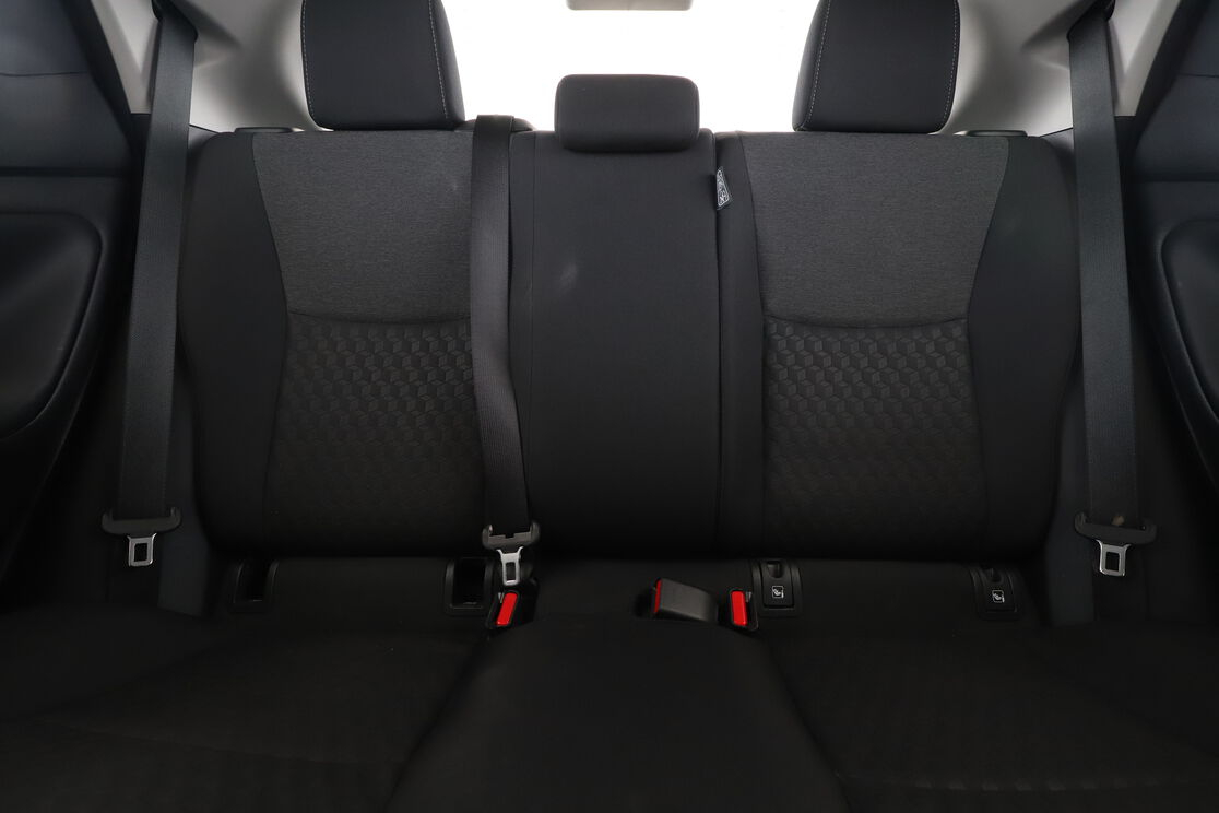 Toyota Yaris 1.5 Hybride Dynamic — photo 14