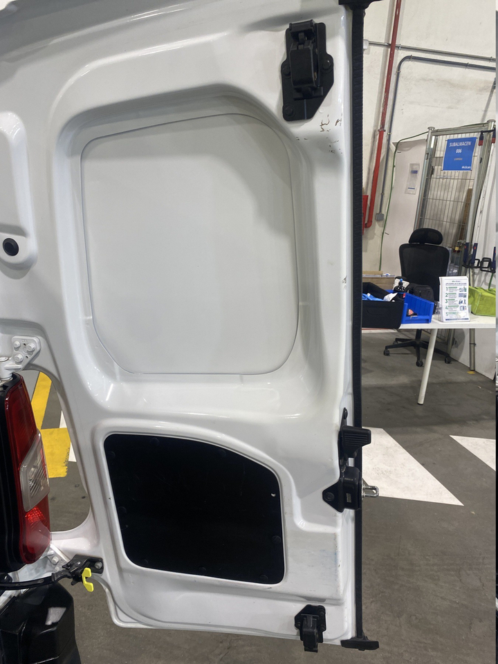 Citroën Berlingo Van — photo 48