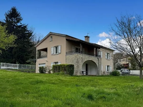 Maison 7 pièces 165 m²