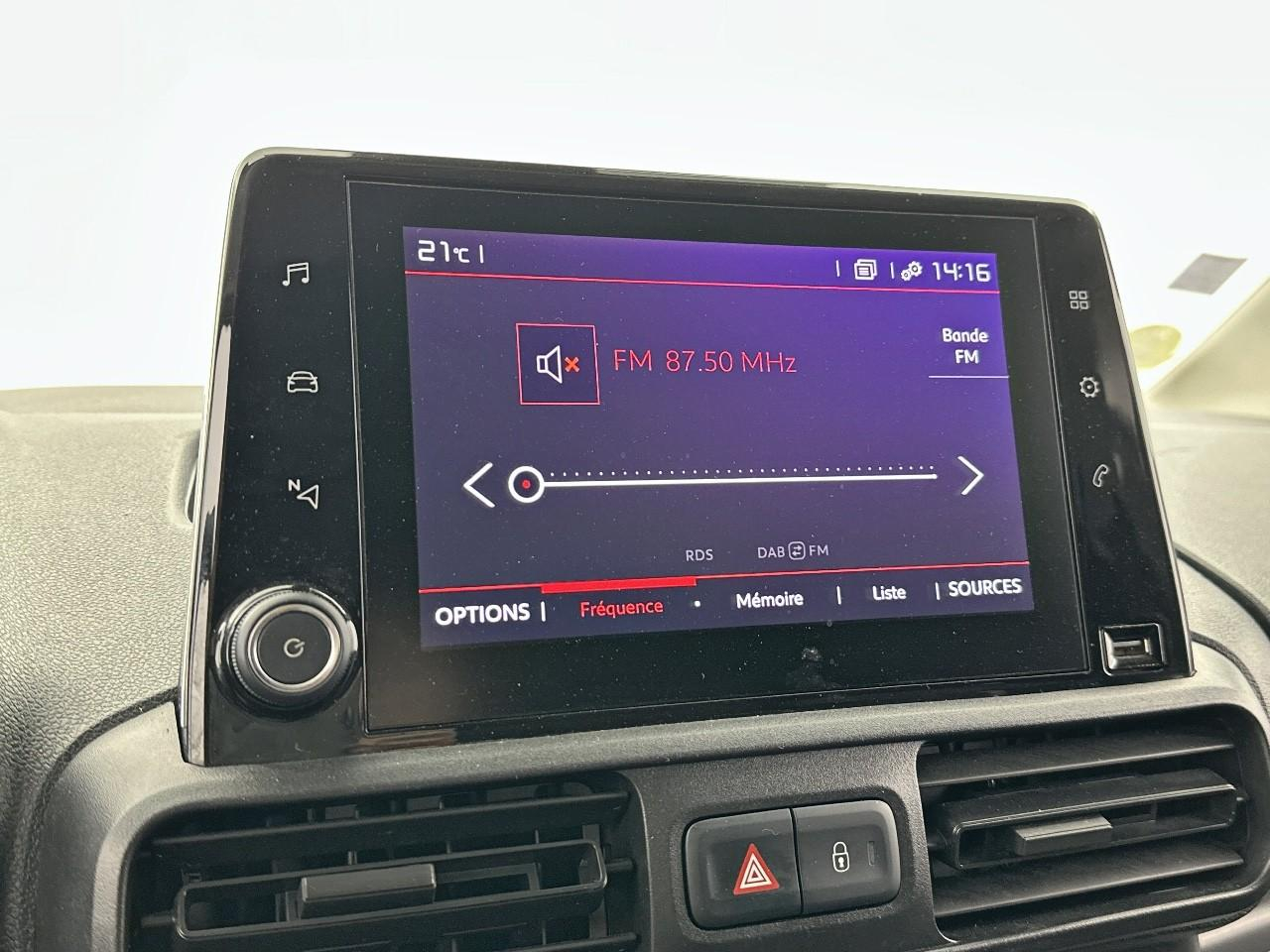 Citroën Berlingo van m 650 bluehdi 100 s&s bvm6 driver — photo 21