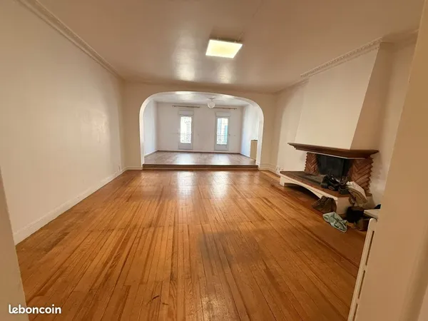 CASTRES CENTRE - Grand appartement en duplex de 150 m²