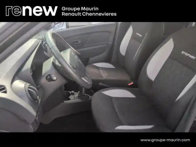 Dacia Sandero 0.9 tce 90ch stepway — photo 14