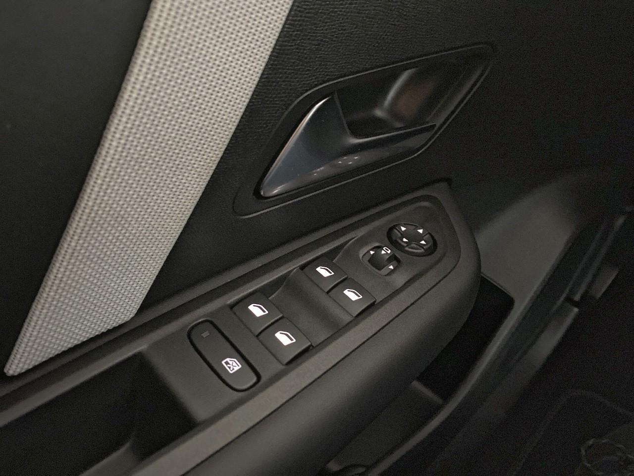 Citroën C4 hybride 145 ch e-dcs6 max — photo 20
