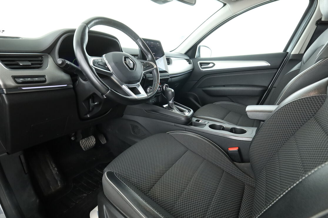 Renault Arkana 1.6 E-Tech Intens — photo 10