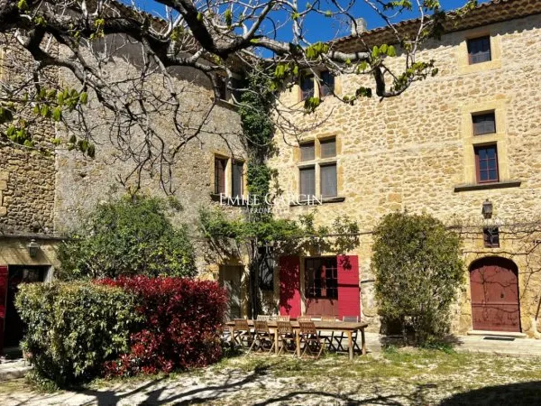 A vendre - Bastide provençale du XVIIe siècle - Sud Luberon