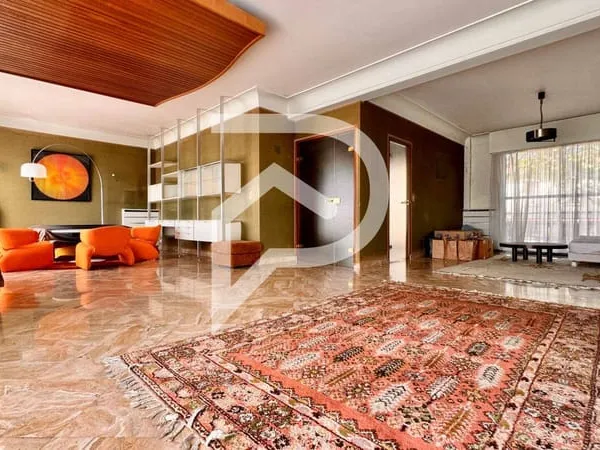 Maison 6 pièces 203 m²