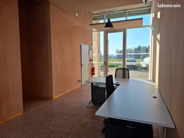Bureau clé en main 30 m² - Technopole Agen Garonne - Accès 24/7