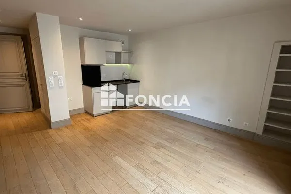 Studio 1 pièce 24 m²