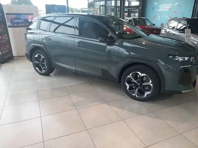 Citroën C5 Aircross hybride rechargeable 195 ch e-eat7 — photo 15