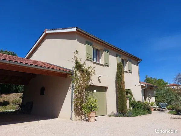 Maison familiale 124m² - 5 chambres - terrain 974m² - garage & abri voiture - maison lumineuse, calm