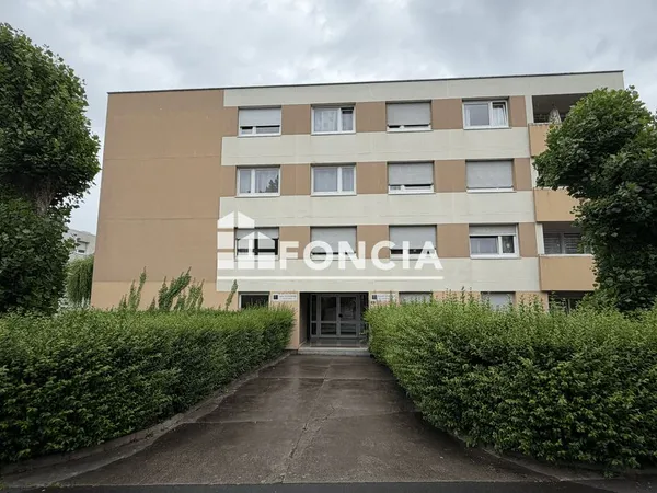 Nouveauté en exclusivité sur Sarrebourg Cité Jardins appartement T4/T5 à rénover