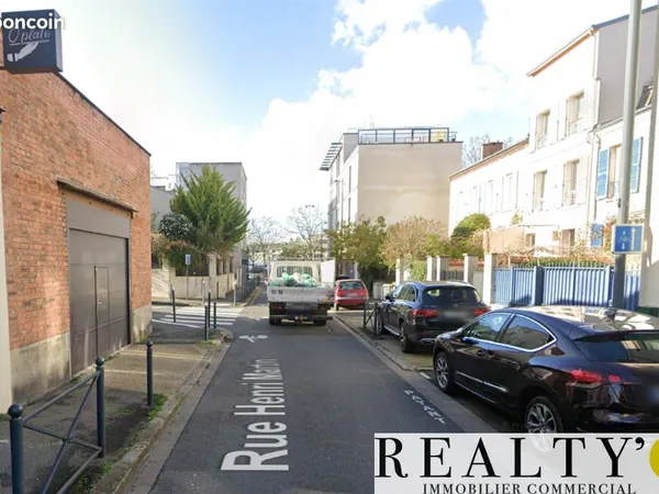 Local bureaux 144 m²