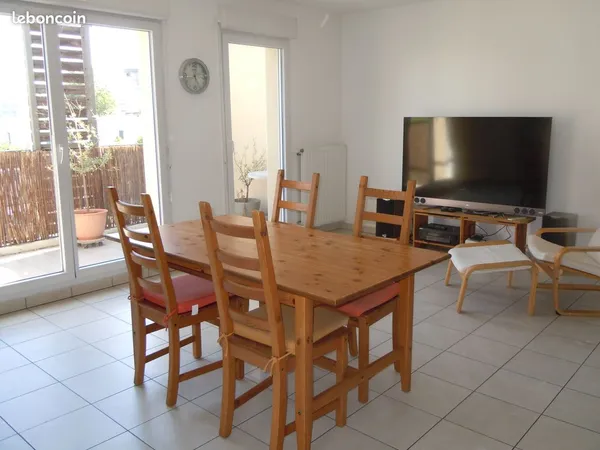 Appartement 4 Pièces avec terrasse et garage
