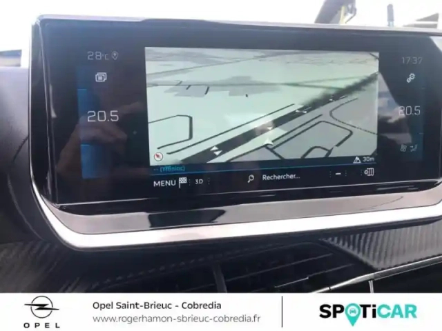 Peugeot 2008 1.2 puretech 100ch s&amp;s allure — photo 15