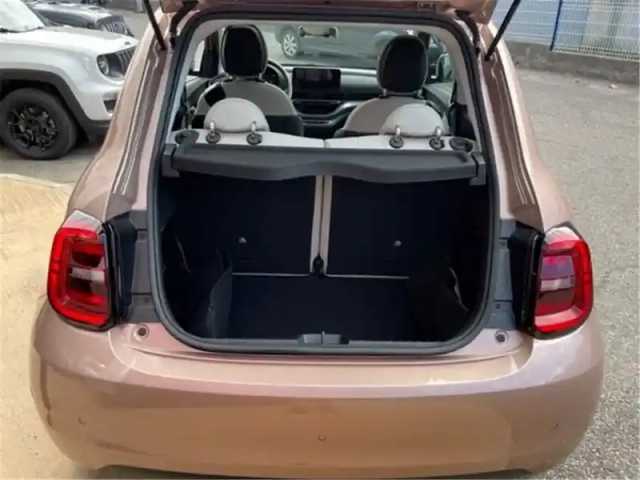 Fiat 500 e 118 ch — photo 10