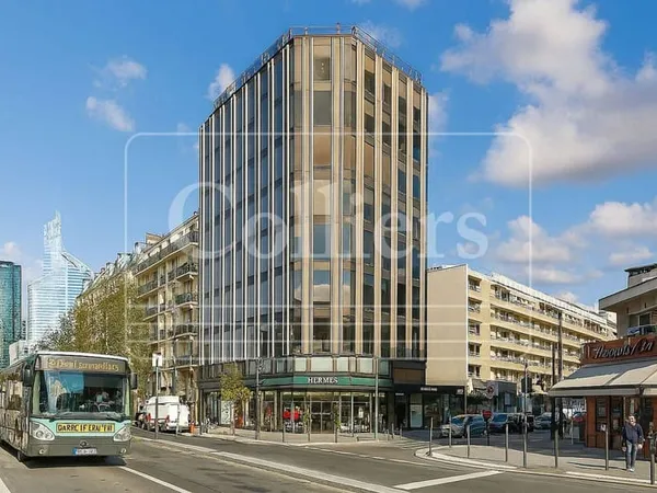 Bureaux 360 m²