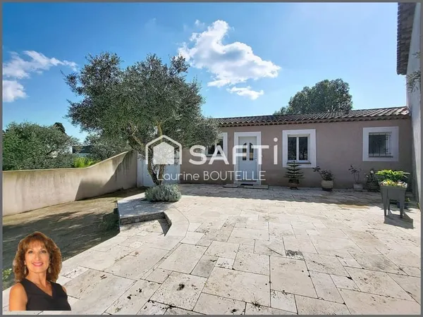 Maison 3 pièces de plain pied avec garage