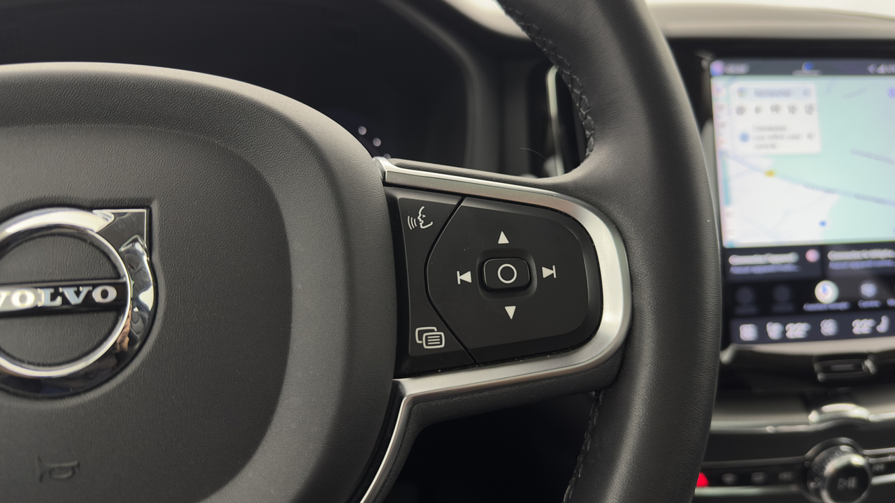 Volvo XC60 T6 Recharge AWD 253 ch + 145 ch Geartronic 8 — photo 19