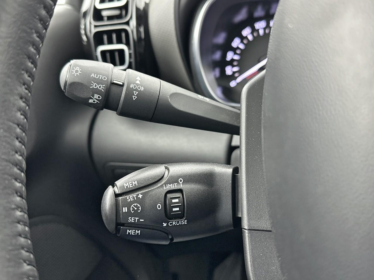 Citroën C3 Aircross puretech 110 s&s bvm6 shine pack — photo 17