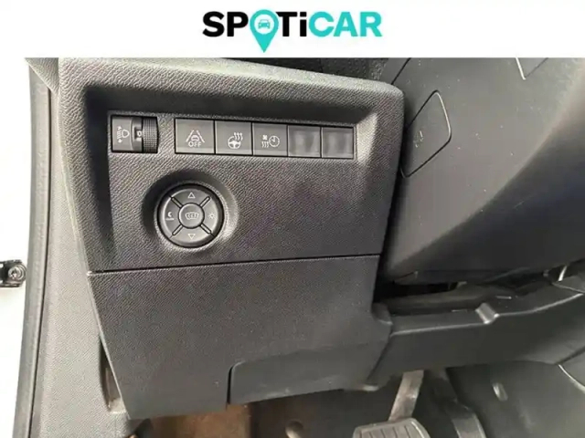 Citroën C4 e- 136 ch automatique — photo 24