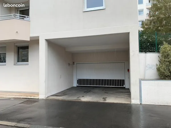 Garage à louer Lyon 6 - Brotteaux/Thiers