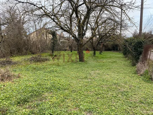 Terrain 600 m² CHABEUIL