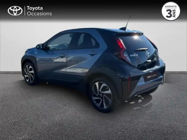 Toyota Aygo X 1.0 vvt-i 72ch design my24 — photo 2