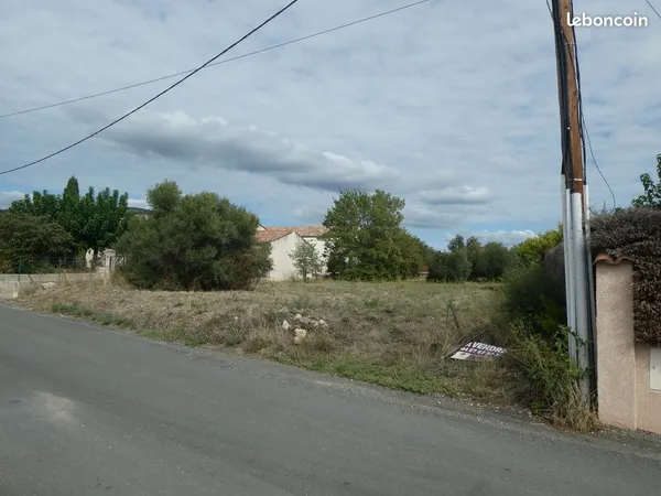 Terrain à batir à montpeyroux 34