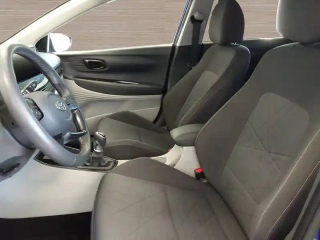 Hyundai Bayon 1.0 t-gdi 100 hybrid 48v — photo 4