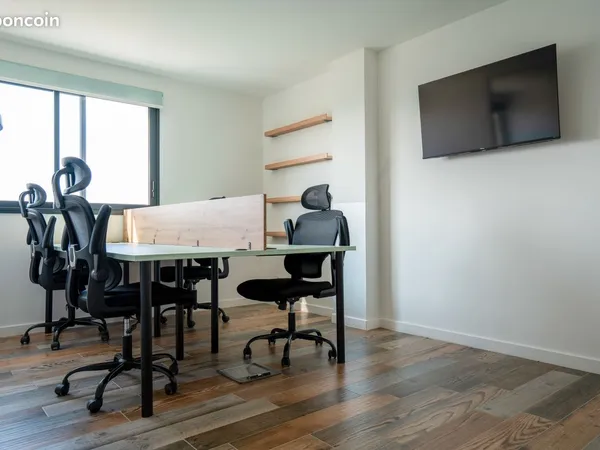 Bureau neuf 16m2 à louer Tecnosud 2