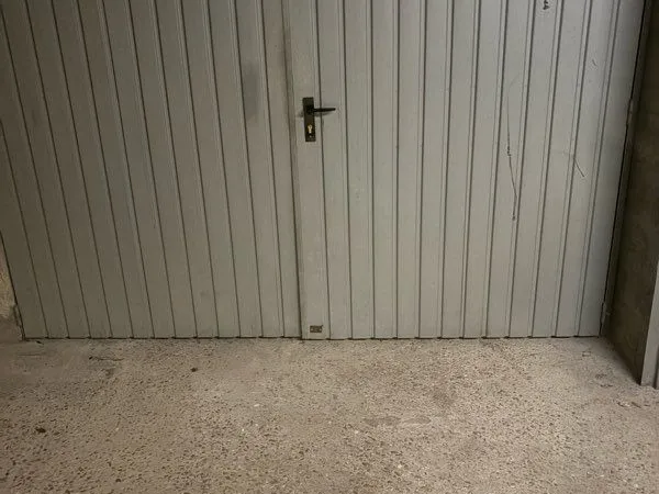 Box fermé privatif et sécurisé