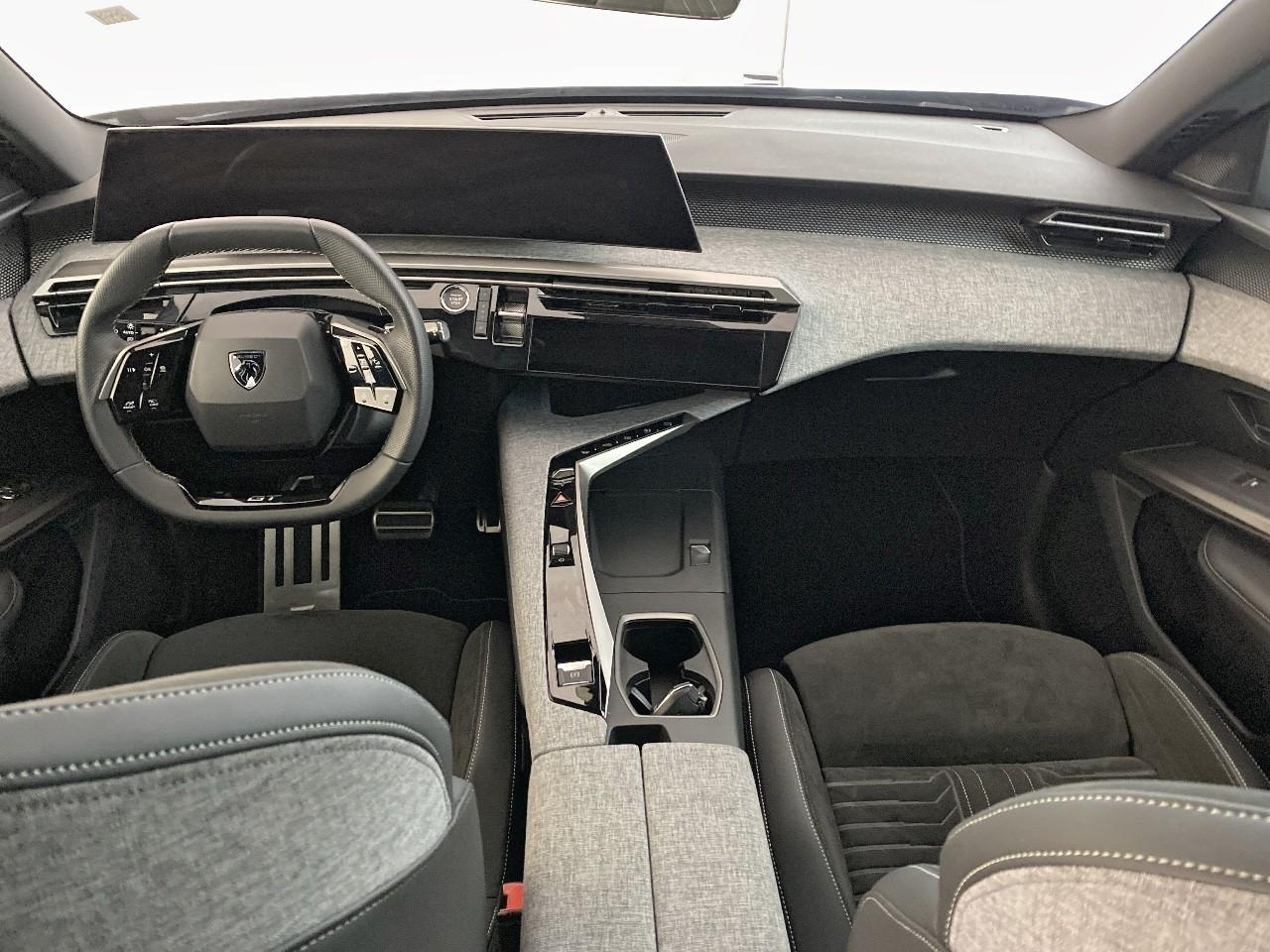 Peugeot 3008 hybrid 145 e-dcs6 gt — photo 8