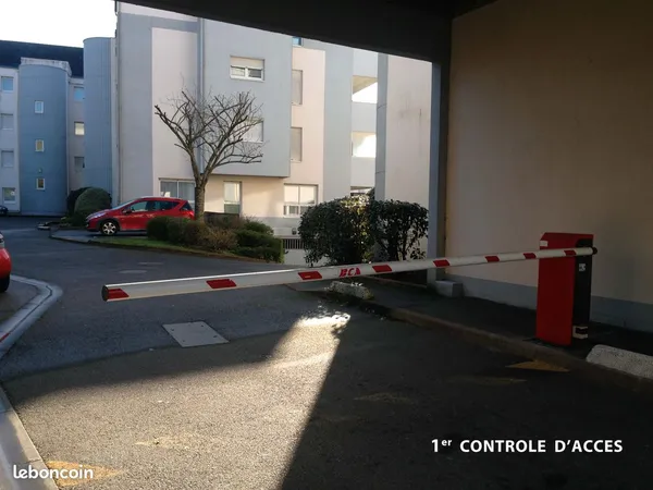Garage sécurisé centre ville Vannes proche gare