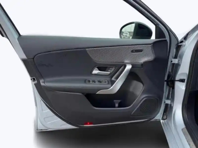 Mercedes Classe A 180 d progressive line — photo 12
