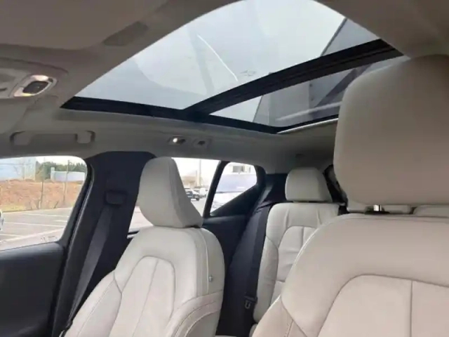 Volvo Xc40 t3 163ch inscription luxe geatronic 8 — photo 13