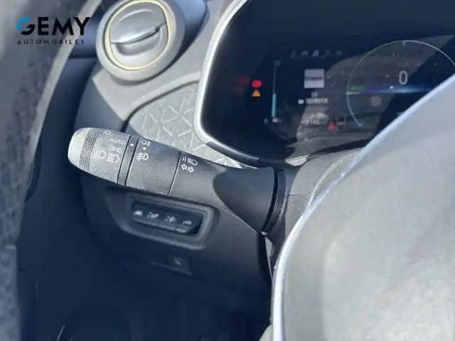 Renault Zoé zoe r135 - my22 — photo 19
